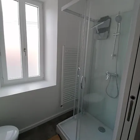 Apartment Maison En Pierre Du Marais Niort